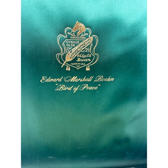 Edward Marshall Boehm "Bird of Peace" 1972 Gold RIm 13" Plate Presentation Box - Picture 4 of 13